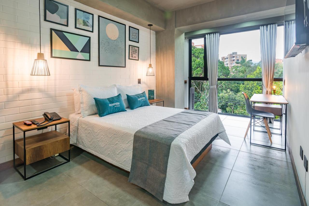 Loft 32 Medellin Living Aparthotel Εξωτερικό φωτογραφία